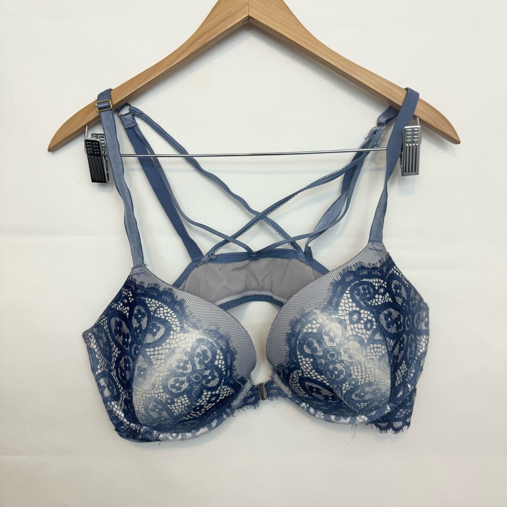 Victoria’s Secret Ombre Strappy Lace Blue Very Sexy push up Bra 40C
